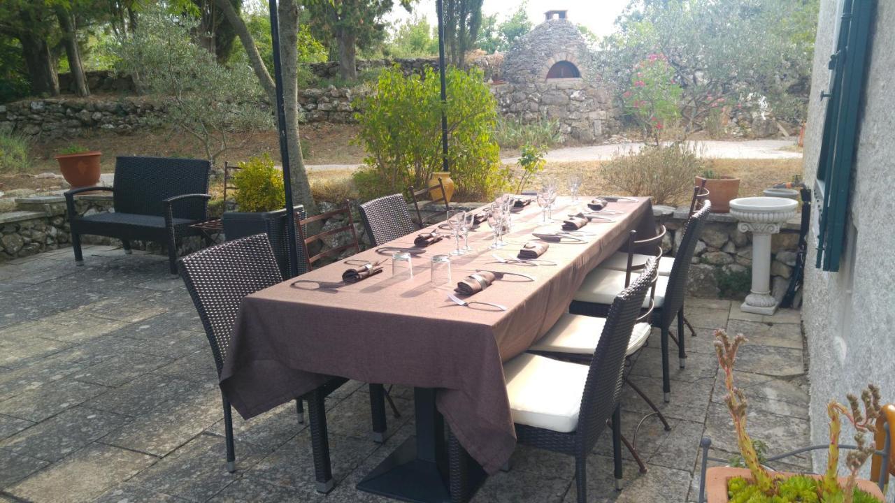 Le Moulin De Varrians Exterior photo