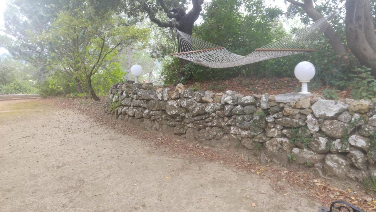 Le Moulin De Varrians Exterior photo